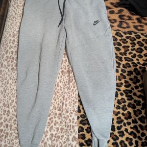 Men's Nike Tech Joggers